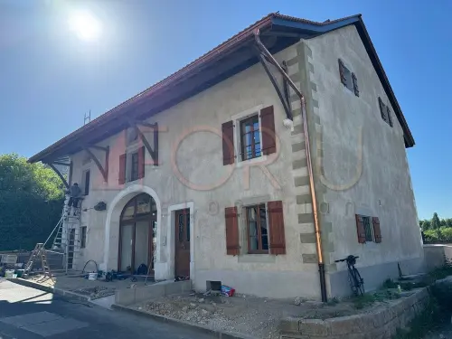 Ancienne ferme transformée en triplex de 5 pièces à Avusy à Athenaz (Avusy)
