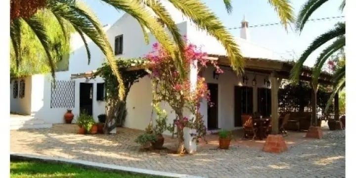 Villa 4 chambres Moncarapacho Ref RD1350