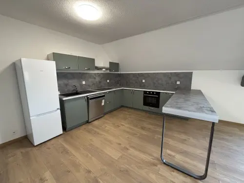 Appartement de 3.5 pièces au 1er étage à Courtedoux en location