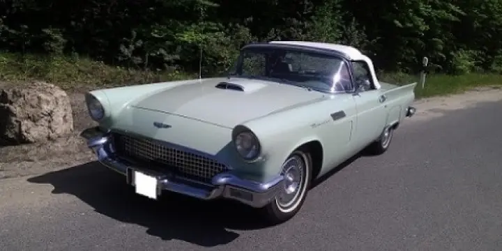 Ford Thunderbird