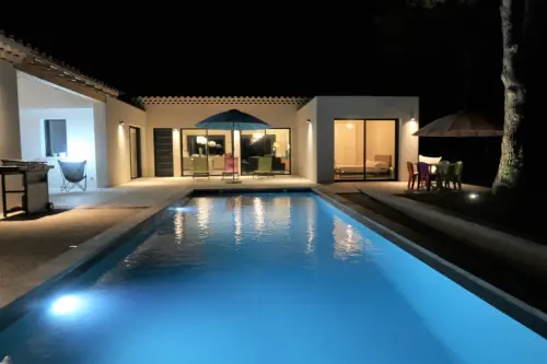 Maison design, vue Ventoux, piscine, clim à MAZAN