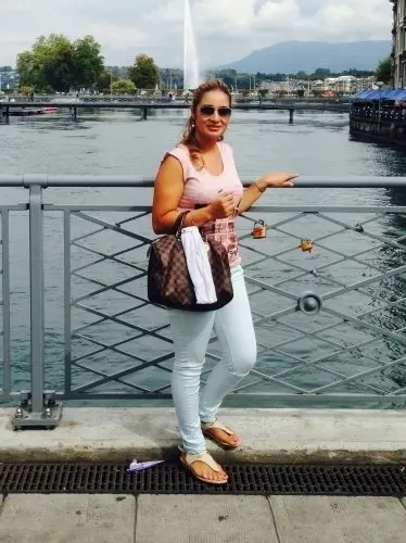 Dame de confiance  à geneve