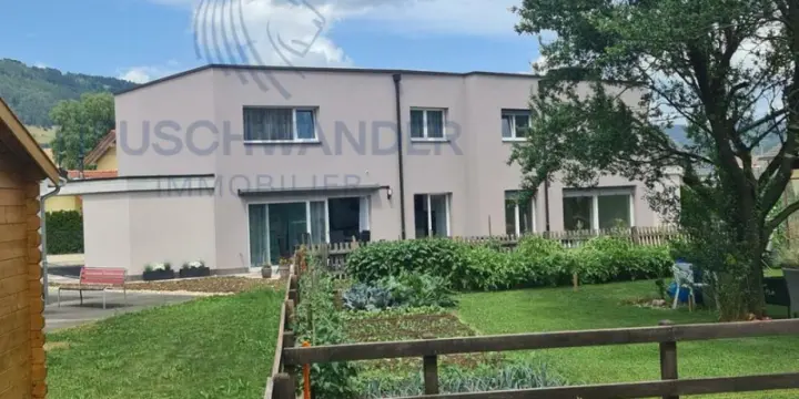 Magnifique villa jumelée de 4.5 pièces sur une parcelle de 279 m²