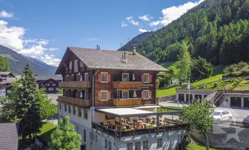 Hôtel Alpenblick dans un emplacement de choix à Ernen