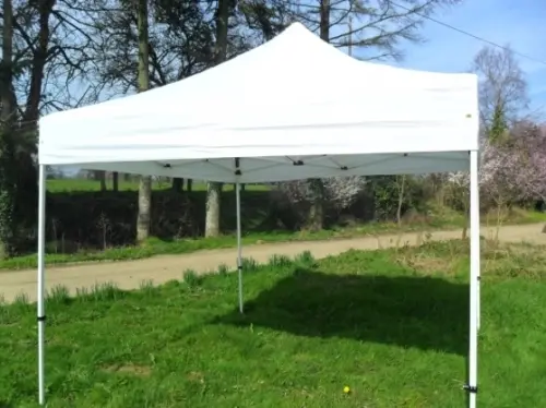 Chapiteau tonnelle tente parasol pliable 3x3m blanc neuf à GENEVE
