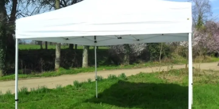 Chapiteau tonnelle tente parasol pliable 3x3m blanc neuf