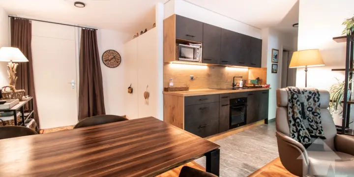 Torgon, 2.5 pces + dressing rénové dans l'immeuble Les Crêtes