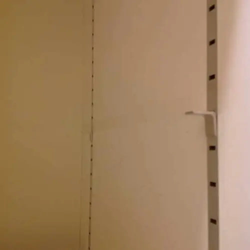 Armoire 4 portes  à Etoy
