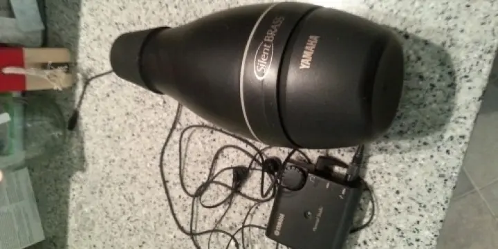 Sourdine Yamaha Silent Brass pour trombo