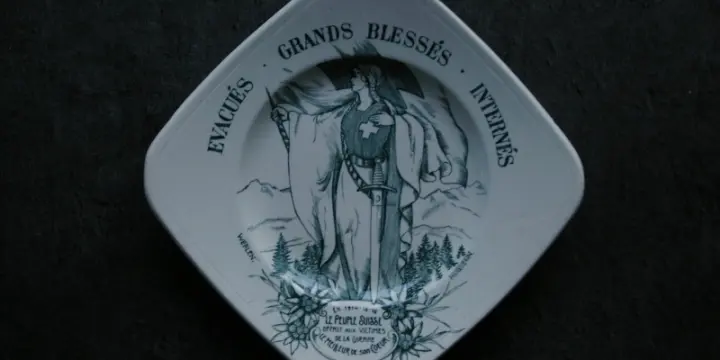 2 Assiettes commémoratives