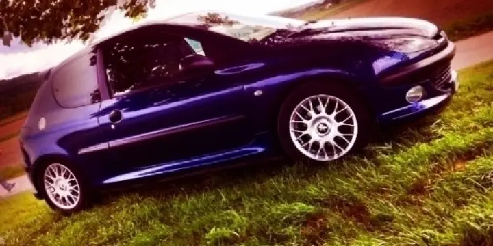 Peugeot 206 1.6 16V XS