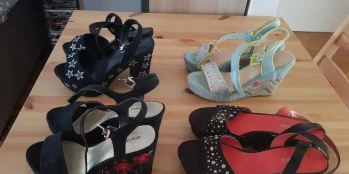 Diverses chaussures compensées, taille 37 - 38