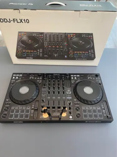 Pioneer DDJ-FLX10 , DDJ-1000SRT , Pioneer DDJ-REV7 à Malaga, ESPAGNE