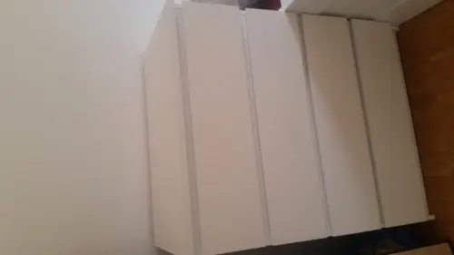 Commode presque neuve à vendre à Bern