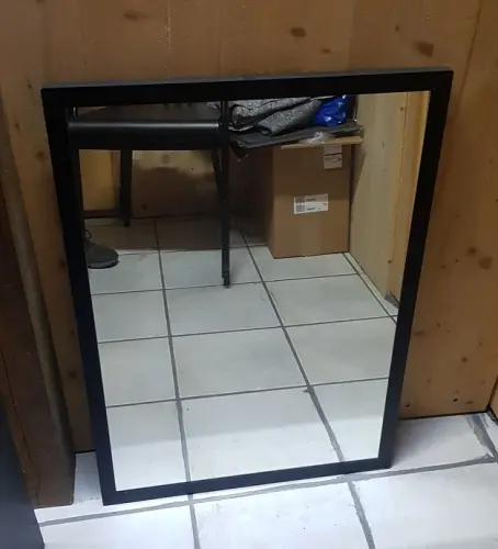 A vendre un Miroir de 58cm par 80cm à Sierre