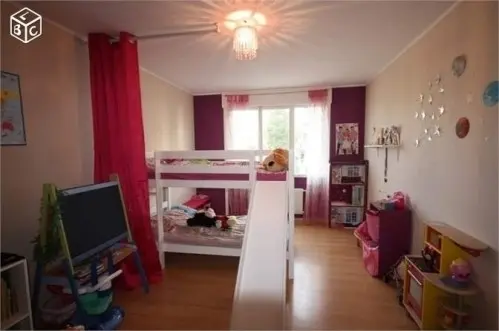 Particulier vend Grand T3 à Annemasse