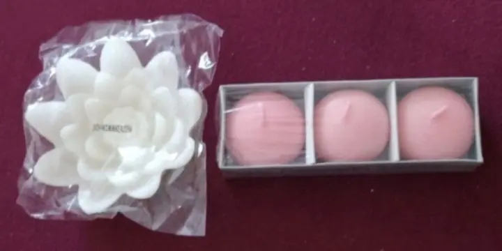 Lot de 4 bougies flottantes neuves