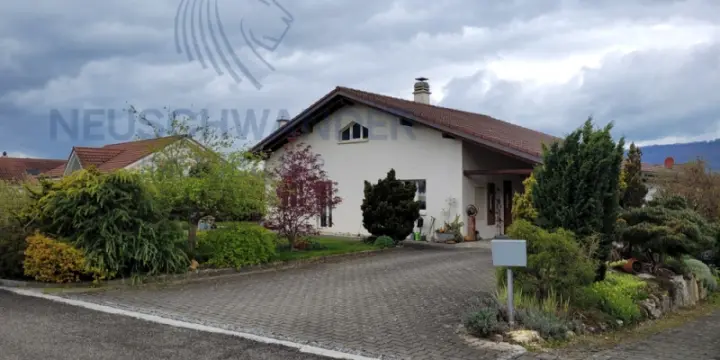 local  ou bureau dans une maison individuelle,