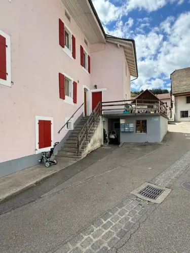 A louer - Parking extérieur N°6 - Ruelle des Vaux 1 - Lucens