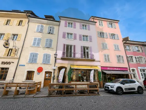 Immeuble de rendement mixte au coeur de la vieille ville de Porrentruy