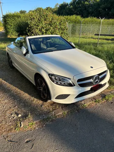 Mercedes C180 à Morges