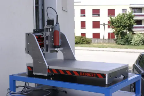 Fraiseuse numérique CNC fabriquée en suisse pour PME à Fribourg