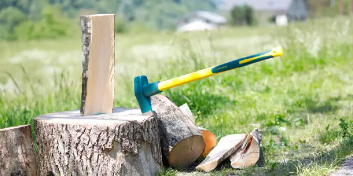 GRATUIT Je coupe et fend votre bois de chauffage