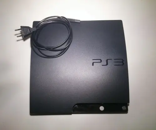 PS3 250GB + 6 jeux + accessoires à Essertines sur Yverdon