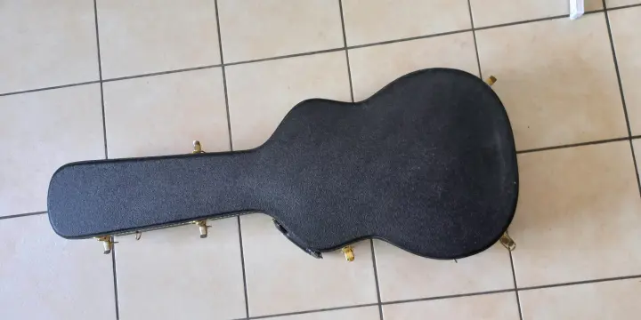 Étui guitare TKL