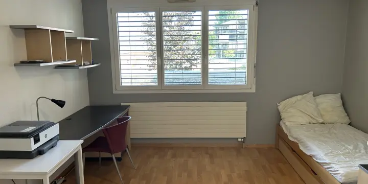 Studio meublé pour étudiants