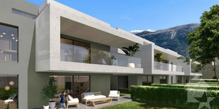 Bel attique de 4.5 pièces de 150 m2 avec terrasse