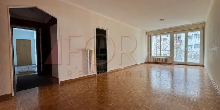 Grand logement 3.5 pièces moderne avec balcon au calme à la Servette