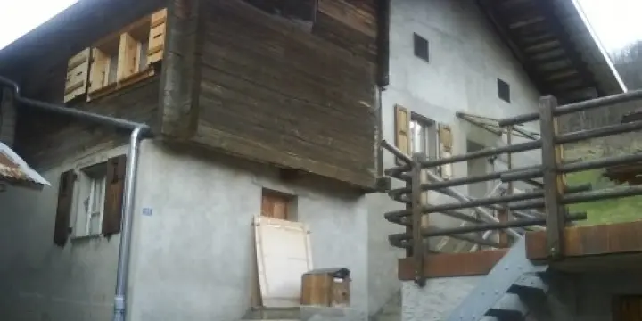 Maison et Parcelle a Vendre près de Verb