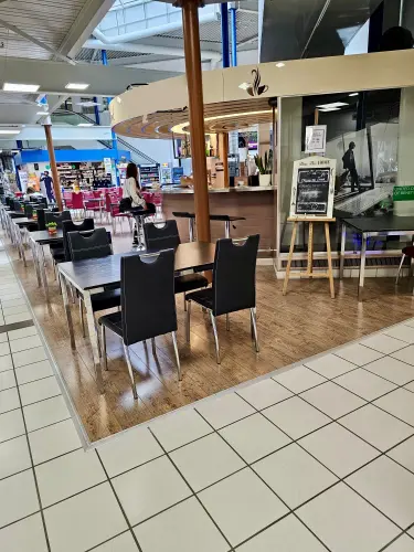 A vendre café restaurant au centre de Sion à Sion