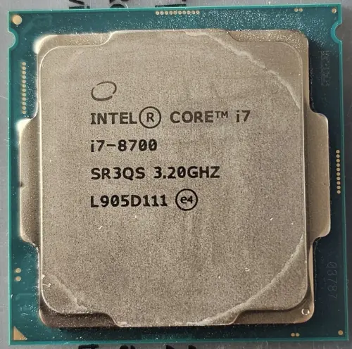 Processeur Intel i7-8700K en parfait état (utilisé que 2 ans) pour 69 CHF