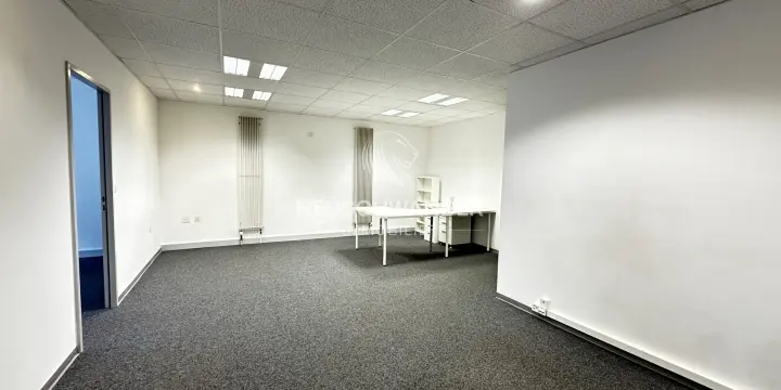 Local moderne de 5.5 pièces au 1er étage à louer à Delémont