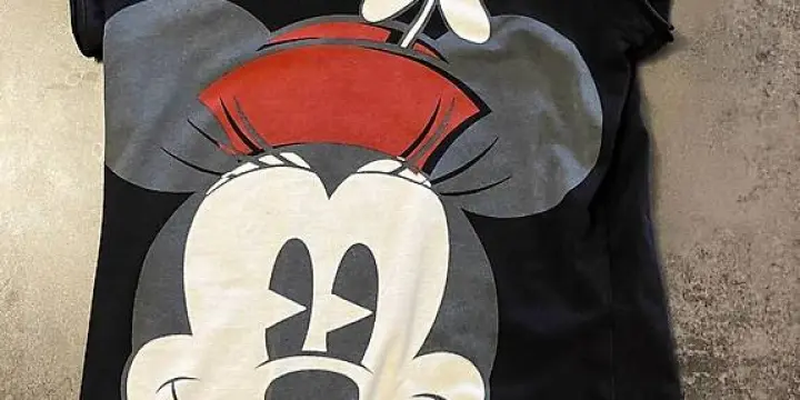 T-shirt noir Minnie Disney S