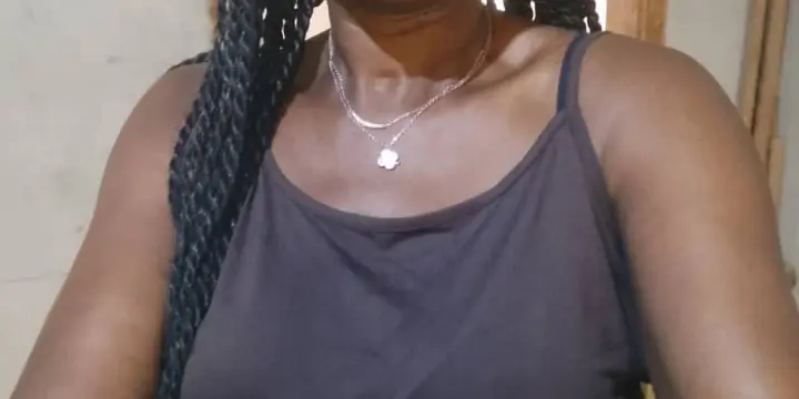 un amour un amie je suis ouverte d'esprit