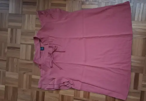 Blouse Shein vieux rose à Moutier