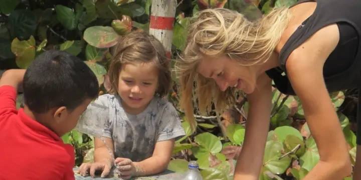 Teacher offers english learning childcare