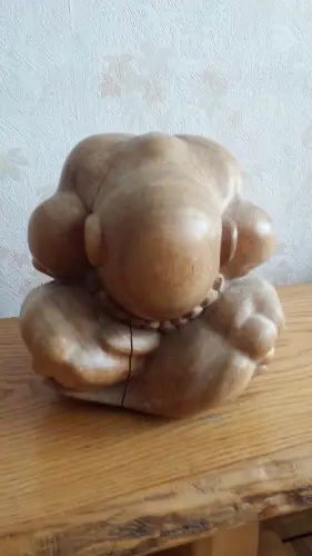 Yogi libérateur ou Bouddha pleureur en bois