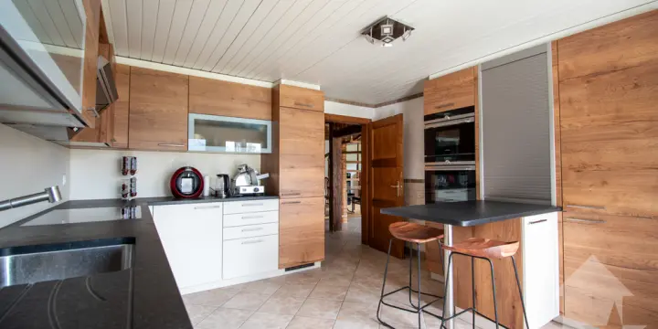 Troistorrents, chalet individuel de 6.5 pièces avec vue