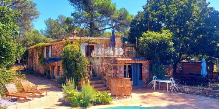 VERITABLE PERLE RARE MAGNIFIQUE BERGERIE PROVENÇALE