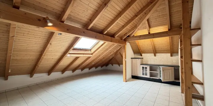 À louer à Bassecourt chambre/bureau/pièce de 23.38 m² au 2ème étage