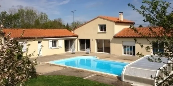 Vente de la maison  à St Symphorien 
