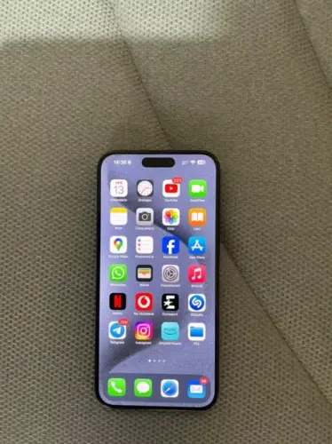 iPhone 15 Pro Max 256 Go reconditionné – État proche du neuf – Facture + boîte à Mazamet