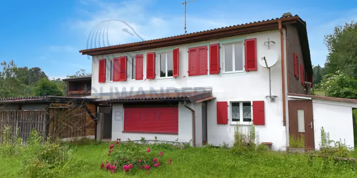 Maison familiale à la campagne composée de 2 appartements