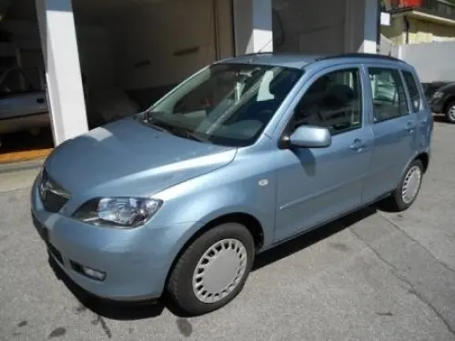 Mazda 2 1.6i 16V  à Lausanne