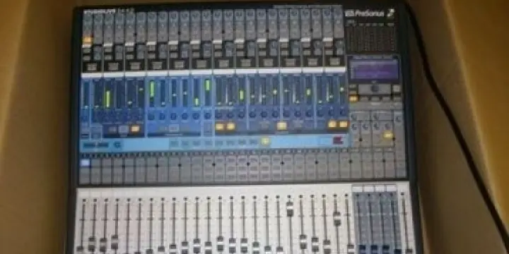 Presonus StudioLive 24.4.2 à 1500