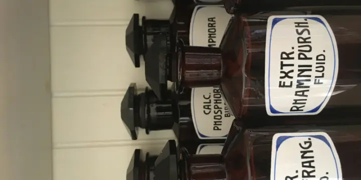 Pots de pharmacie
